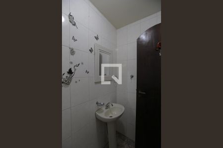 Casa à venda com 450m², 5 quartos e 4 vagasBanheiro da piscina