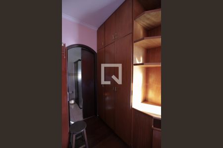 Casa à venda com 450m², 5 quartos e 4 vagasSuíte 2