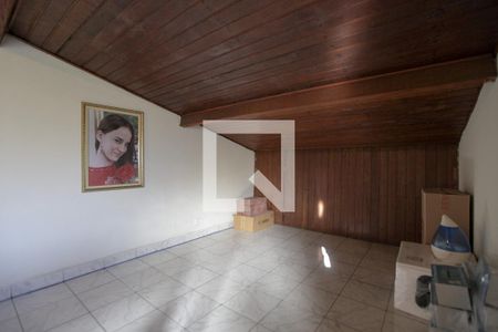 Casa à venda com 450m², 5 quartos e 4 vagasSotão