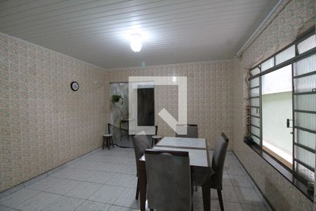 Casa à venda com 185m², 3 quartos e 2 vagasCozinha