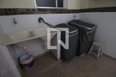 Casa à venda com 185m², 3 quartos e 2 vagasLavanderia