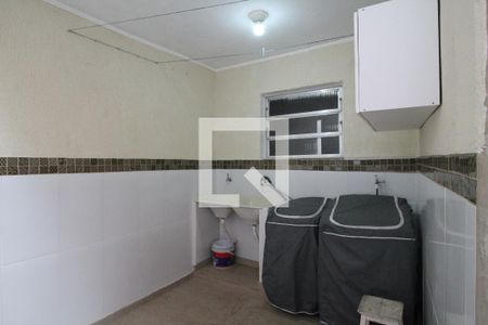Casa à venda com 185m², 3 quartos e 2 vagasLavanderia