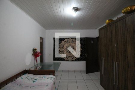 Casa à venda com 185m², 3 quartos e 2 vagasQuarto 2 - Suíte