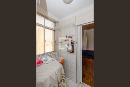 Apartamento para alugar com 64m², 3 quartos e 1 vagaÁrea de Serviço