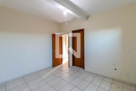 Quarto Suíte de casa para alugar com 2 quartos, 70m² em Átila de Paiva, Belo Horizonte