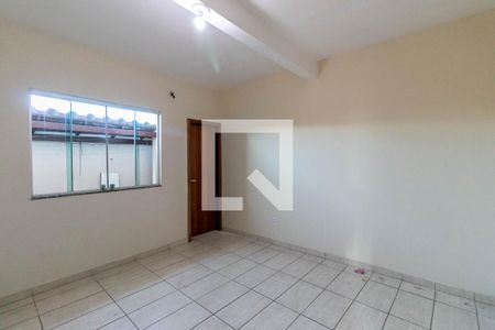 Quarto Suíte de casa para alugar com 2 quartos, 70m² em Átila de Paiva, Belo Horizonte