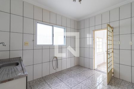 Casa à venda com 249m², 3 quartos e 2 vagasCozinha