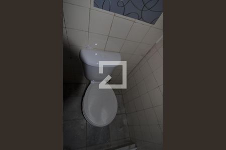 Casa de condomínio à venda com 150m², 4 quartos e 1 vagaBanheiro