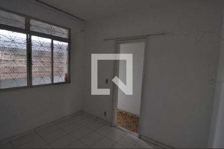 Casa de condomínio à venda com 150m², 4 quartos e 1 vagaQuarto 5