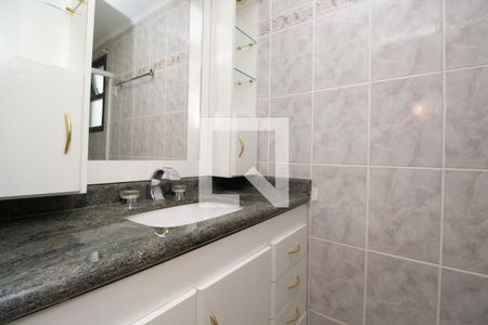 Apartamento à venda com 79m², 2 quartos e 2 vagasBanheiro Suíte