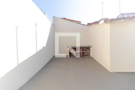 Casa à venda com 171m², 2 quartos e 1 vaga Casa à venda com 171m², 2 quartos e 1 vagaQuintal