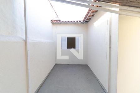 Casa à venda com 171m², 2 quartos e 1 vaga Casa à venda com 171m², 2 quartos e 1 vagaQuintal