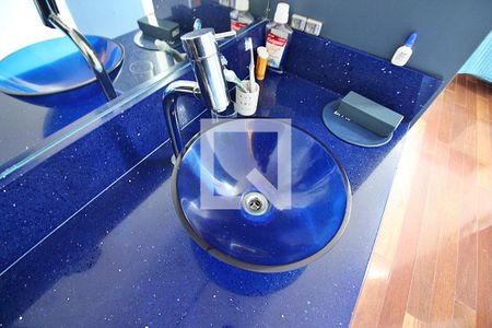 Apartamento à venda com 392m², 5 quartos e 4 vagasBanheiro do Quarto 4 - Suíte