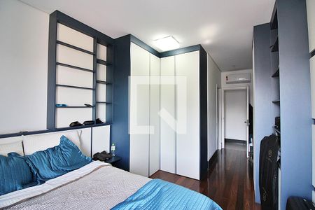 Apartamento à venda com 392m², 5 quartos e 4 vagasQuarto 4 - Suíte