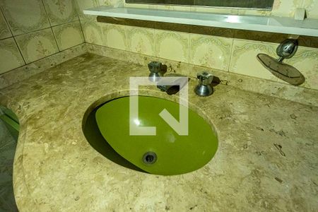 Apartamento à venda com 122m², 3 quartos e 2 vagas Apartamento à venda com 122m², 3 quartos e 2 vagasSuíte - Banheiro