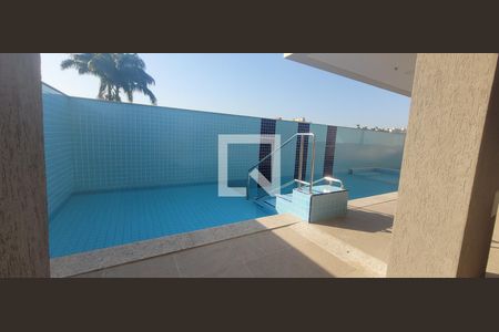Apartamento à venda com 66m², 2 quartos e 1 vagaÁrea comum - Piscina