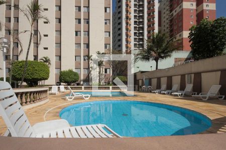 Apartamento à venda com 60m², 2 quartos e 1 vaga Apartamento à venda com 60m², 2 quartos e 1 vagaPiscina