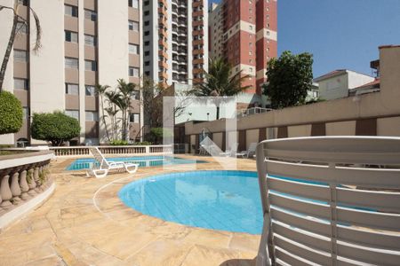 Apartamento à venda com 60m², 2 quartos e 1 vaga Apartamento à venda com 60m², 2 quartos e 1 vagaÁrea comum - Piscina