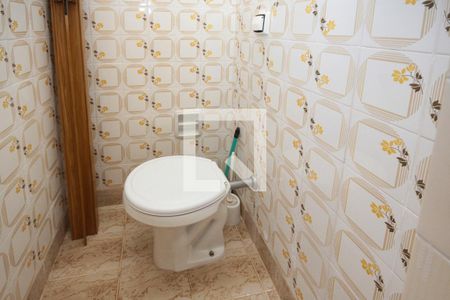 Apartamento à venda com 60m², 2 quartos e 1 vaga Apartamento à venda com 60m², 2 quartos e 1 vagaBanheiro de Serviço