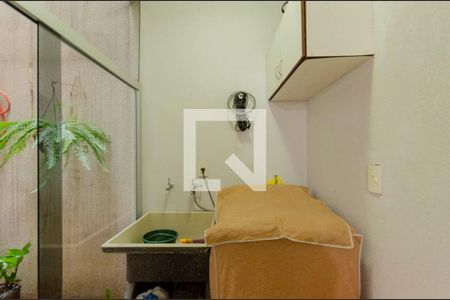 Casa de condomínio à venda com 105m², 2 quartos e 1 vaga Casa de condomínio à venda com 105m², 2 quartos e 1 vagaÁrea de Serviço