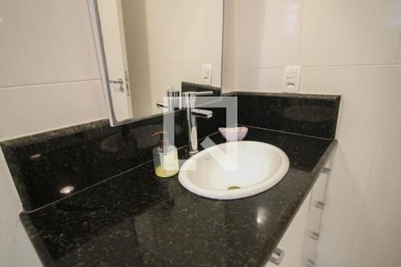 Casa à venda com 122m², 3 quartos e 2 vagasbanheiro social