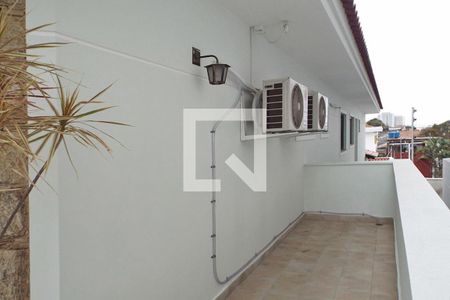Casa à venda com 162m², 3 quartos e 4 vagas Casa à venda com 162m², 3 quartos e 4 vagasVaranda do Quarto 1