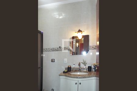 Casa à venda com 162m², 3 quartos e 4 vagas Casa à venda com 162m², 3 quartos e 4 vagasBanheiro 2