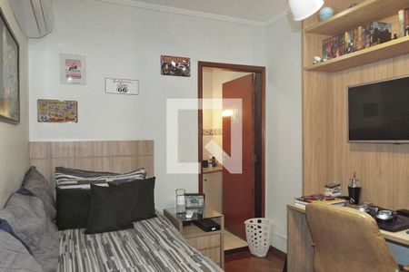 Casa à venda com 162m², 3 quartos e 4 vagas Casa à venda com 162m², 3 quartos e 4 vagasQuarto 2