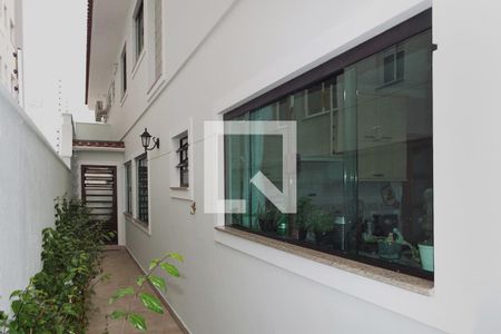 Casa à venda com 162m², 3 quartos e 4 vagas Casa à venda com 162m², 3 quartos e 4 vagasÁrea comum