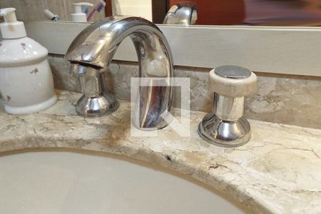 Casa à venda com 162m², 3 quartos e 4 vagas Casa à venda com 162m², 3 quartos e 4 vagasBanheiro 1