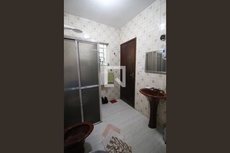 Casa à venda com 270m², 3 quartos e 1 vagabanheiro 2