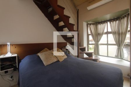 Casa de condomínio à venda com 120m², 3 quartos e 1 vagaSuite