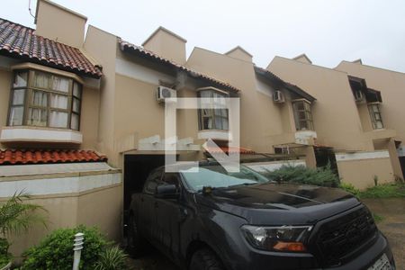 Casa de condomínio à venda com 120m², 3 quartos e 1 vagaFachada