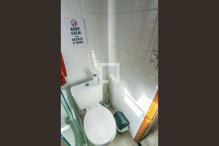 Apartamento à venda com 40m², 2 quartos e sem vaga Apartamento à venda com 40m², 2 quartos e sem vagaBanheiro