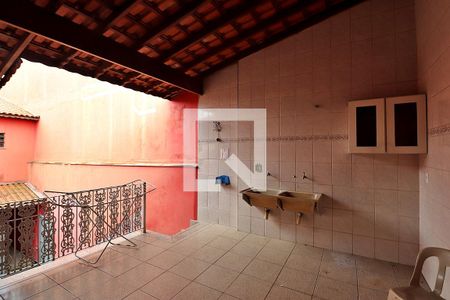 Casa à venda com 332m², 3 quartos e 2 vagasÁrea de Serviço