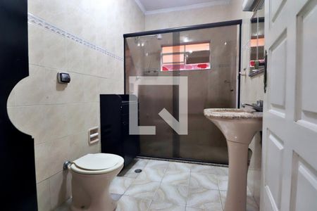 Casa à venda com 332m², 3 quartos e 2 vagasBanheiro Social