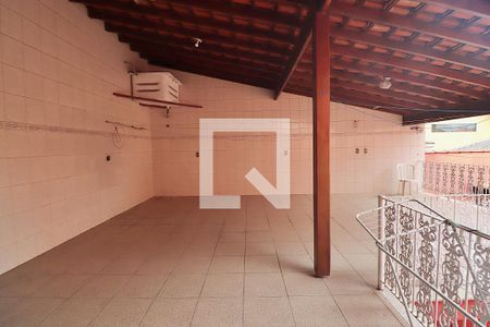 Casa à venda com 332m², 3 quartos e 2 vagasÁrea de Serviço