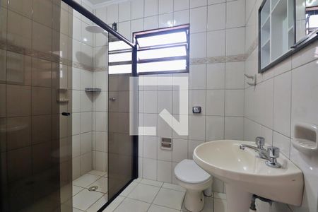 Casa à venda com 332m², 3 quartos e 2 vagasBanheiro da Suíte 3