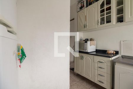 Casa à venda com 176m², 4 quartos e 2 vagasCozinha 