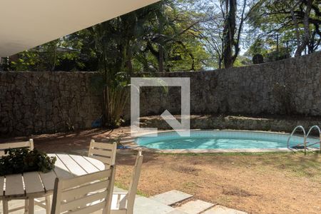 Casa à venda com 400m², 5 quartos e 4 vagas Casa à venda com 400m², 5 quartos e 4 vagasÁrea Externa