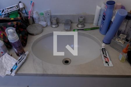 Casa à venda com 400m², 5 quartos e 4 vagas Casa à venda com 400m², 5 quartos e 4 vagasBanheiro