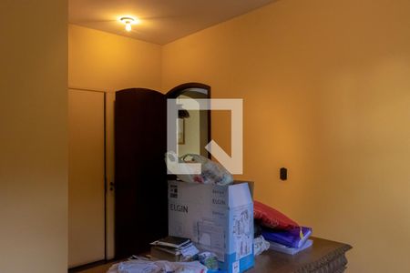 Casa à venda com 400m², 5 quartos e 4 vagas Casa à venda com 400m², 5 quartos e 4 vagasCopa