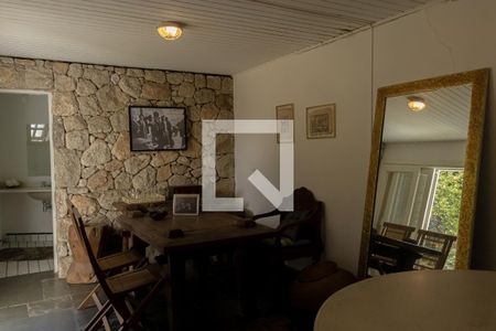 Casa à venda com 400m², 5 quartos e 4 vagas Casa à venda com 400m², 5 quartos e 4 vagasSuite 4 - térreo