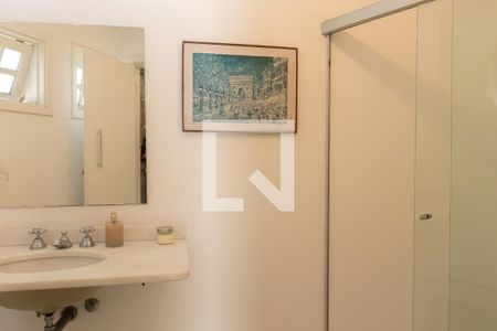 Casa à venda com 400m², 5 quartos e 4 vagas Casa à venda com 400m², 5 quartos e 4 vagasBanheiro da Suíte 4