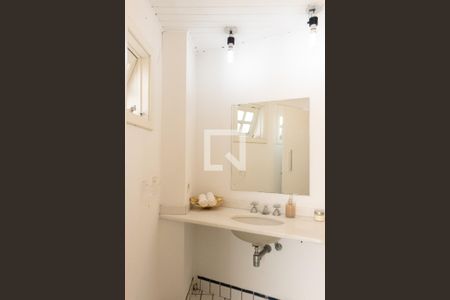 Casa à venda com 400m², 5 quartos e 4 vagas Casa à venda com 400m², 5 quartos e 4 vagasBanheiro da Suíte 4