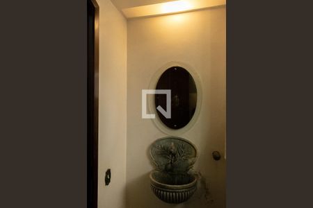 Casa à venda com 400m², 5 quartos e 4 vagas Casa à venda com 400m², 5 quartos e 4 vagasLavabo