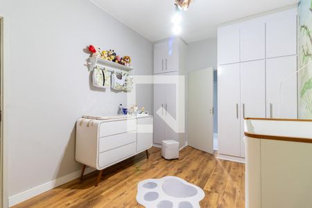 Casa à venda com 250m², 4 quartos e 2 vagas Casa à venda com 250m², 4 quartos e 2 vagasQuarto 2