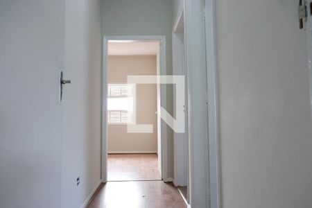 Corredor de casa para alugar com 2 quartos, 200m² em Indianópolis, São Paulo