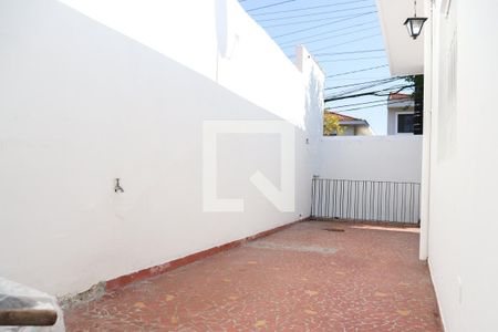 Casa para alugar com 200m², 2 quartos e 2 vagas Casa para alugar com 200m², 2 quartos e 2 vagasÁrea Externa