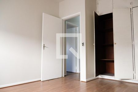 Quarto 1 de casa para alugar com 2 quartos, 200m² em Indianópolis, São Paulo